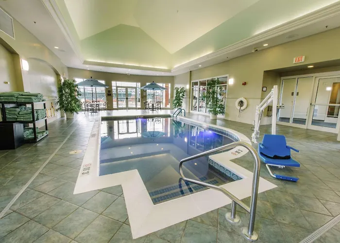 3 star hotels Hilton Garden Inn Manchester Downtown